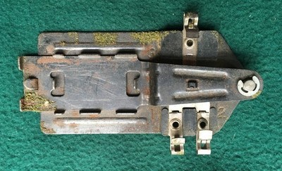 Lionel Model Train O/O27 Gauge Accessory Contact # 153C Connector