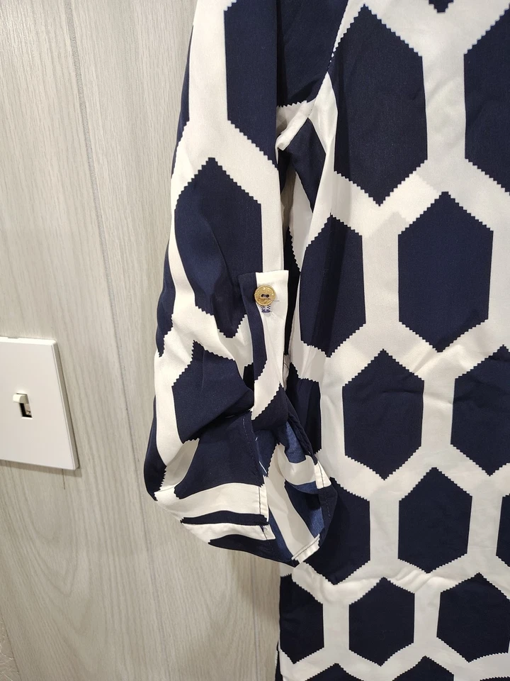 Women's Cremieux Geometric Tunic Top Size L Old Money Mom Granny - Image 2 of 4