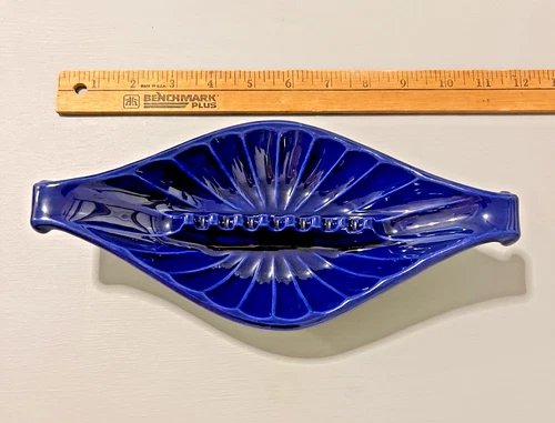 Haeger Pottery Ashtray Elongated Shell Cobalt Blue Glazed #2146 USA