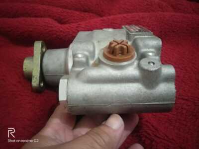 1982 BMW 635csi (e24) ZF Power Steering Pump 7671955144 for sale  