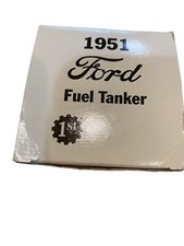 Texaco Fuel Tanker 1951 Ford F-6 Texaco Employee Issue First Gear Die-cast Metal