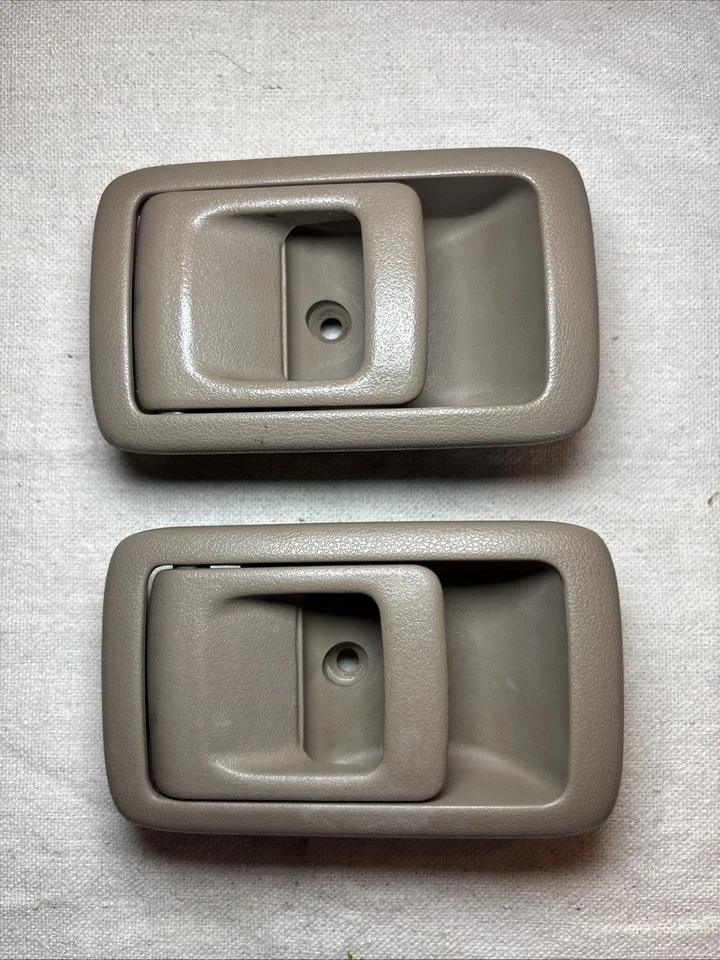 96-02 TOYOTA 4RUNNER DELANTERO TRASERO IZQUIERDO DERECHO INTERIOR JUEGO MANIJA PUERTA BRONCEADO OEM (2) Foto 2 de 4