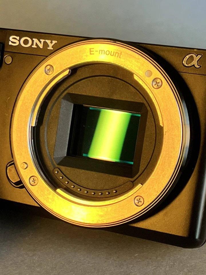 Sony Alpha ZV-E10 ⭐️Nur 2400 Klicks ⭐️NEUWERTIG  - Bild 4 von 4