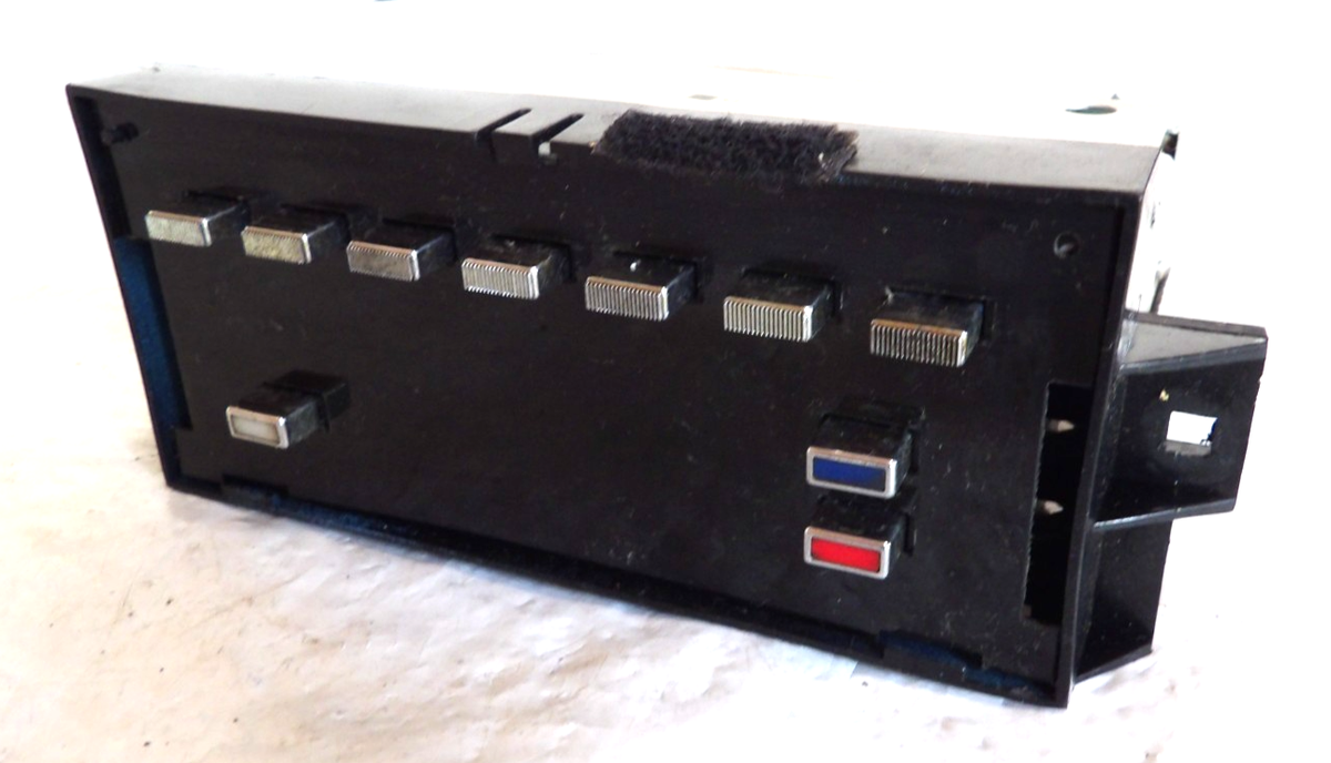 1981年 CADILLAC FLEETWOOD 温度クラコントロールパネル 1982-1985 Cadillac Deville Fleetwood Seville Climate Control
