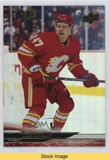 2024-25 Upper Deck Series 1 Silver Foil Connor Zary #32 READ 1d0j