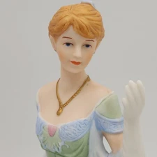 Home Interiors And Gifts #14054-05 Porcelain Amelia 8.5 Inch Figurine 2005