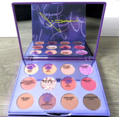MAC X LISA LIMITED EDITION PURPLE CASE TEA ICE CREAM EYE SHADOW PALETTE MAKE UP