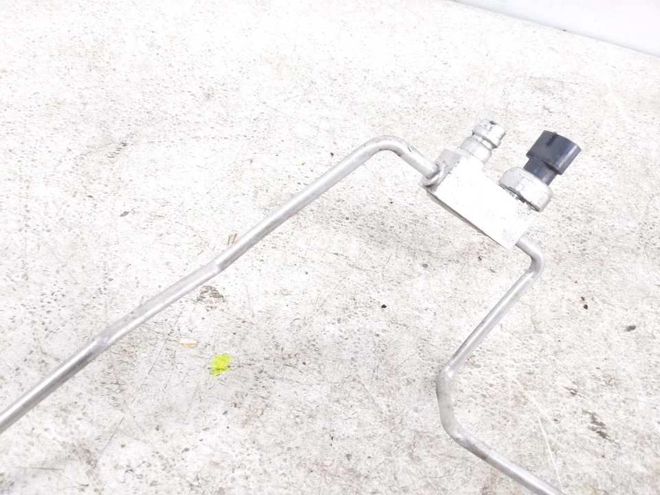 Línea líquida refrigerante Lexus Es350 Ac 2013-2018 88710-33180 Foto 3 de 4