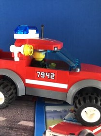 LEGO Fire Off-Road Rescue Truck 7942 City 100% Complete Fire Fighter W/Minifig