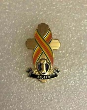 VIETNAM VETERAN MEMORIAL CROSS ARMY MARINES NAVY AIR FORCE COAST GUARD HAT PIN