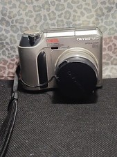 Olympus Camedia C-720 Ultra Zoom 3.2 MP 10x optical zoom Digital Camera