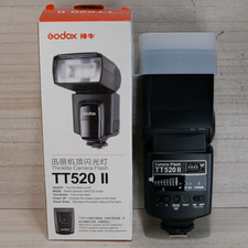 Godox TT520 II Speedlite HotShoe Digital Camera Flash MINT W BOX