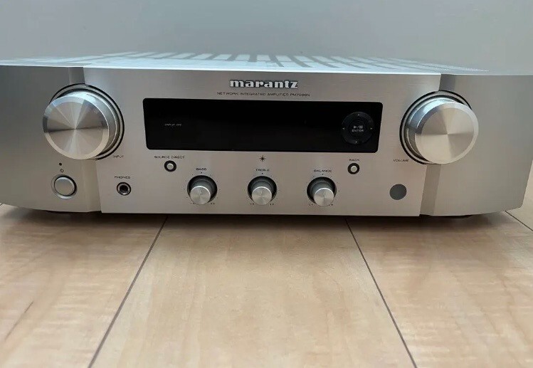 Marantz PM7000N Integrated Stereo Amplifier Silver Bluetooth Marantz PM7000N Integrated Stereo Amplifier Silver Bluetooth