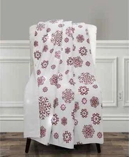  The Mountain Home White LED Snowflake Trees Printed Throw 50" x 60" pmy1622e