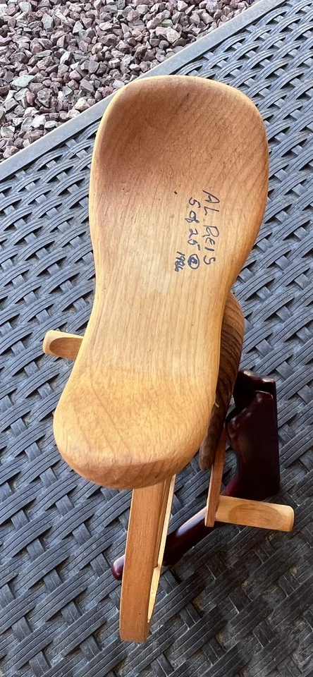 "Escultura de ciclo vintage, sobremesa o estante, madera hecha a mano 10"" de alto. Rueda de 7,25""" Foto 3 de 4