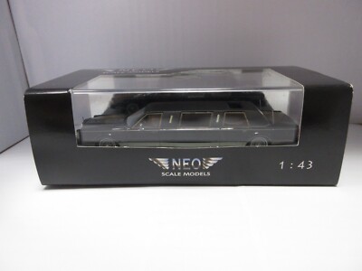 1:43 NEO SCALE MODELS Lincoln Town Car Limousine Resin model Car