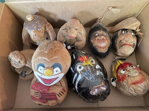 Tiki Bar Coconut Hand-Carved Monkey Head - Vintage Folk Art - Picture 8 of 8