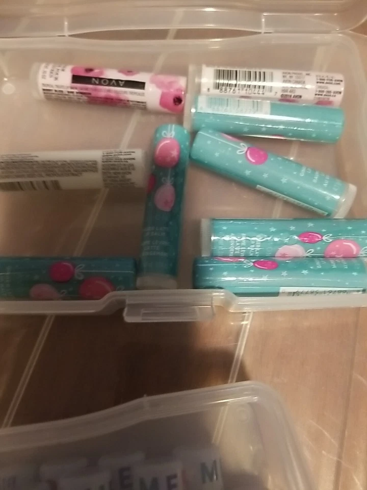 Avon Holiday Lip Lote De 10 ~Balm Ginger Latte (5) E Buttercream (5) NOVO EM PKG - Imagem 2 de 4