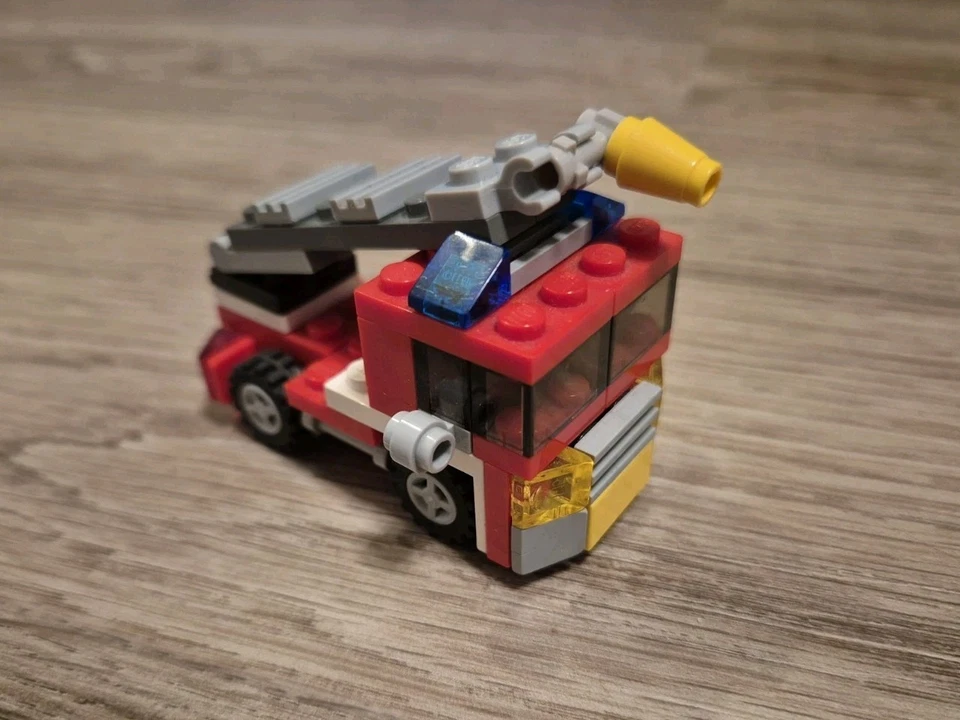 LEGO Creator 6911 Mini Fire Rescue, Foto 2 von 5