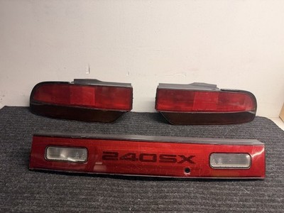 89-93 Nissan 240SX S13 Hatchback OEM Tail Lights Complete Left +