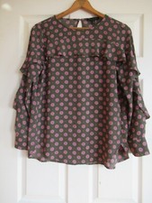 Banana Republic Cottage Core Blouse Green  Pink With Ruffle Accent Size S