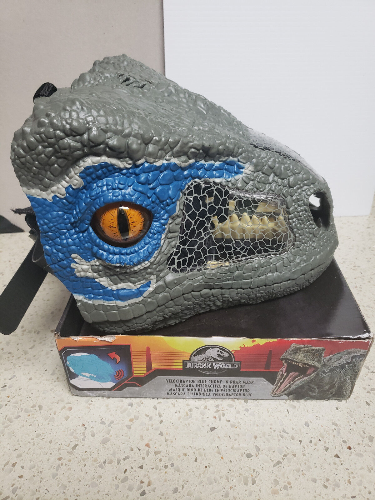 Velociraptor Blue Chomp 'N Roar Mask Jurassic World with box working  887961568820 | eBay