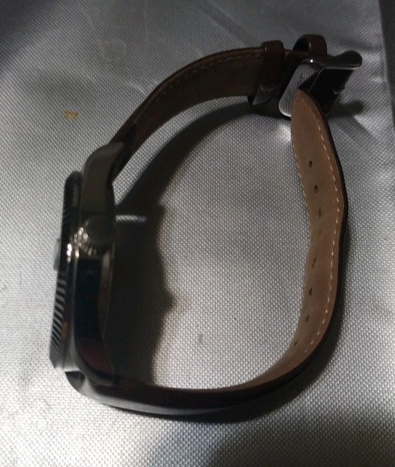 J. Brackett Verona Men Dress Date Leather Fluted Quartz Analog 43mm Watch 7 3/4" - Image 4 of 4