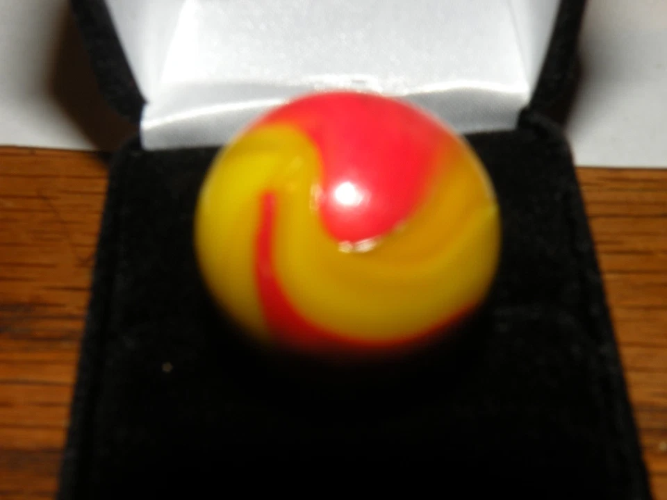 Antique Marble 7/8"- Large Sized Peltier Ketchup & Mustard Shooter Beauty Rare - Image 2 of 4