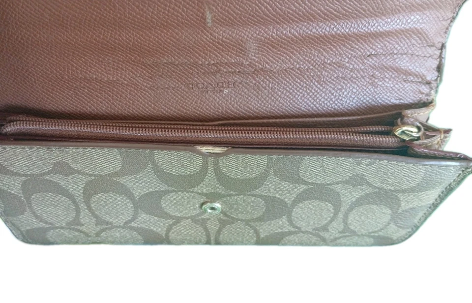 COACH SIGNATURE WOMENS POP SLIM LIGHT BROWN ZIP AROUND ENVELOPE WALLET - Image 4 of 4