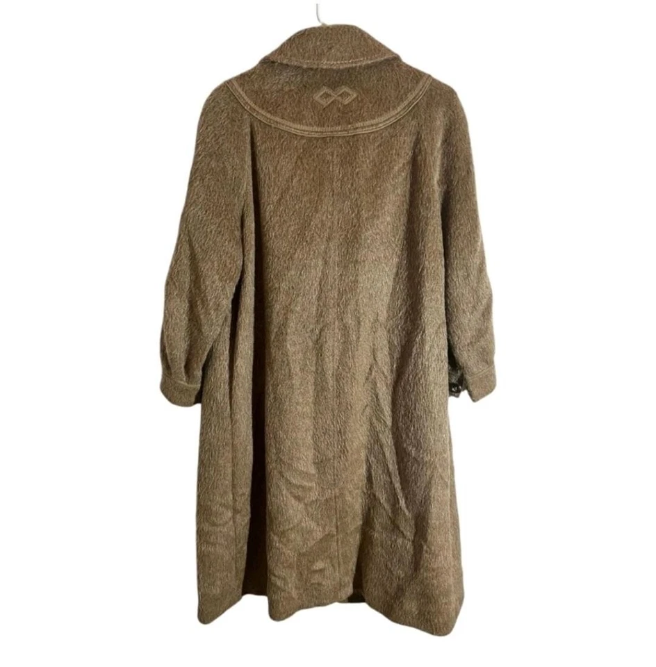 Vintage Adler Mode Coat Womens Medium Brown Llama Wool Blend Germany Long 80s - Image 2 of 4