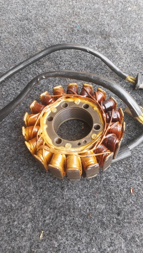 DUCATI  748 916 ST4 97-04 STATOR GENERATOR WINDINGS PHASE 3 - Image 3 of 3