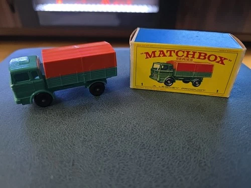 VINTAGE MATCHBOX SERIES 1-75 LESNEY NO. 1E MERCEDES BENZ LORRY TRUCK - 1968- MIB