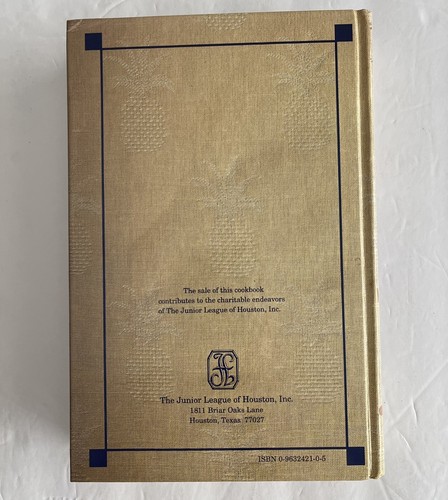 Houston Junior League Cookbook Hardcover 1992 Vintage Classic - Picture 2 of 4