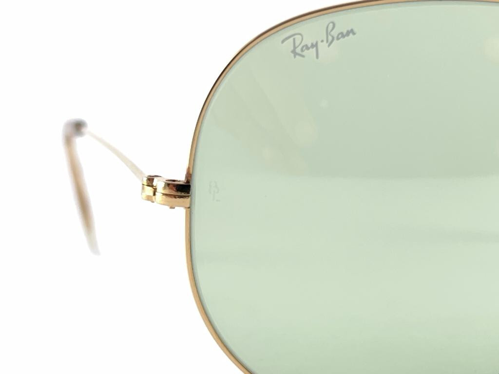 MINT VINTAGE RAY BAN AVIATOR 62MM GREEN CHANGEABLE LENSES B&L SUNGLASSES
