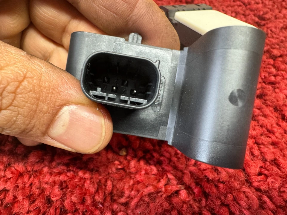 Sensor de impacto de choque acelerado lado izquierdo y derecho BMW E90 E82 E84 E70 OEM 95K Foto 3 de 4