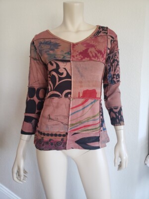 Sacred Threads Reverse seams brown v neck tee shirt nothing matches Small (2219)