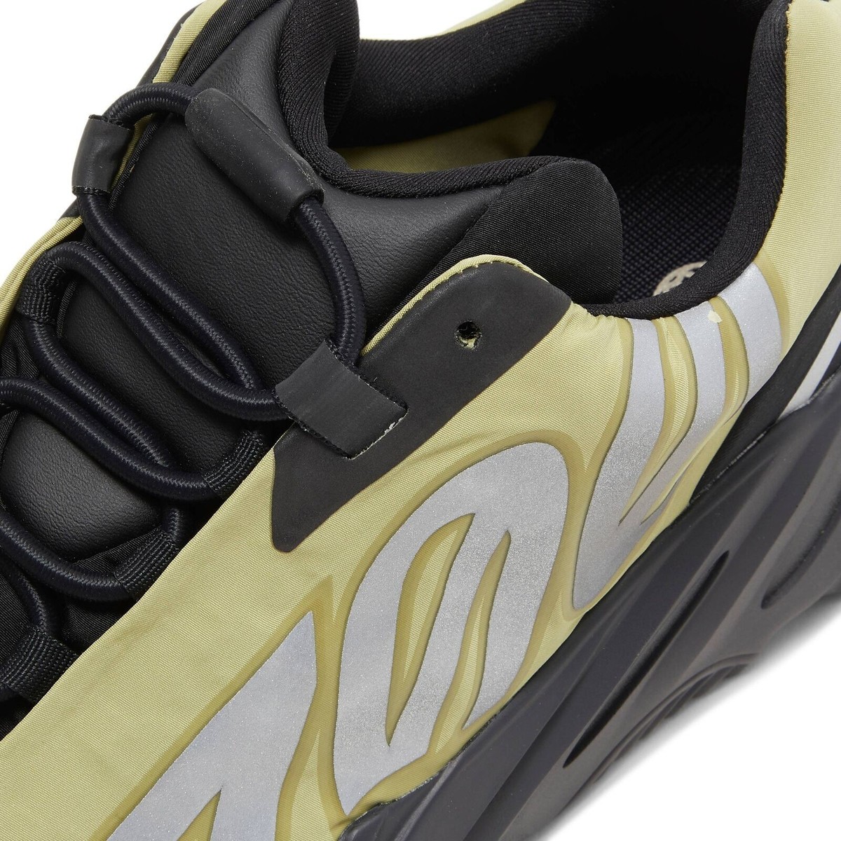 Yeezy 700 MNVN GW9535 size mens us 7 BNIB Men main image 4