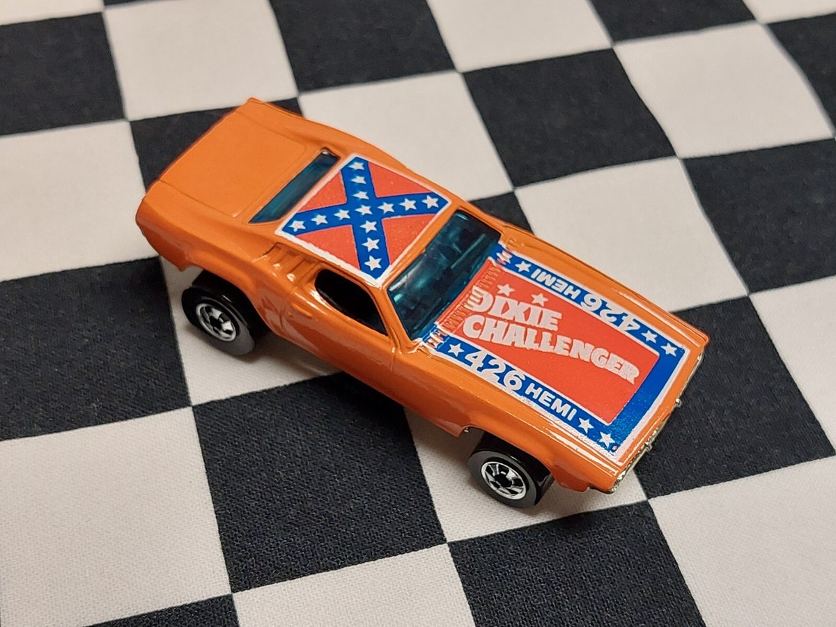 旧いホットウィール　Hot Wheels Dixie Challenger Vintage Hot Wheels Dixie Challenger Blackwall 426 Hemi Toy
