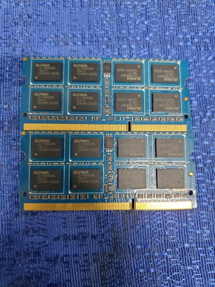 Lot of 4 Dell Hynix Samsung 1GB Laptop Ram 4GB Total SNP1Y255C/1G SNPY9530C/1G - Image 2 of 2