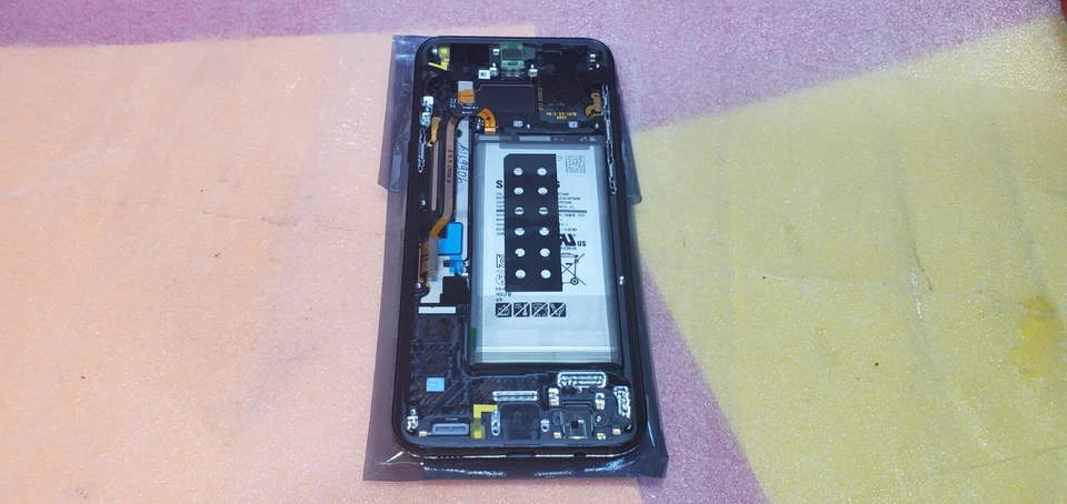 SAMSUNG GALAXY S8 ПЛЮС СТЕКЛО/LCD НАБОР С АККУМУЛЯТОРОМ ЧЕРНЫЙ GH82-14005A НОВЫЙ. - Изображение 2 из 4