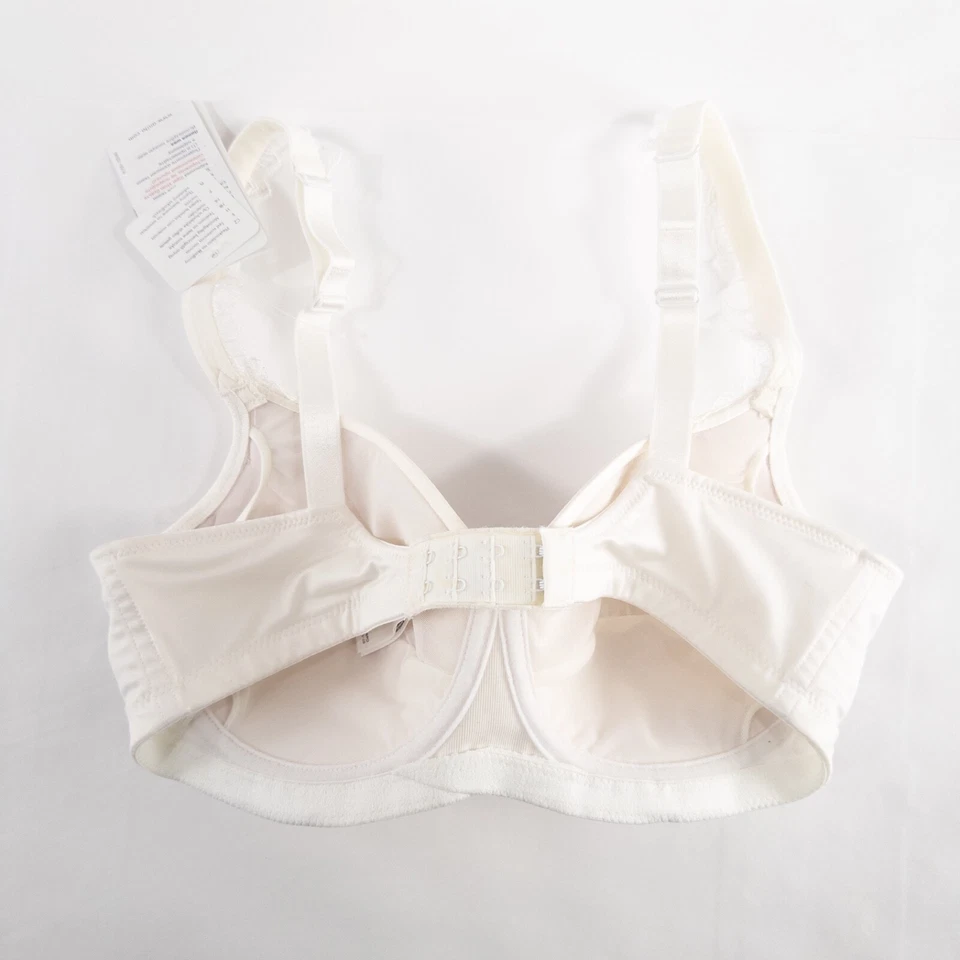 Sujetador Anita Care Post Mastectomía 32C Blanco Stella Encaje Borde Bolsillos Internos Inalámbrico Foto 2 de 4