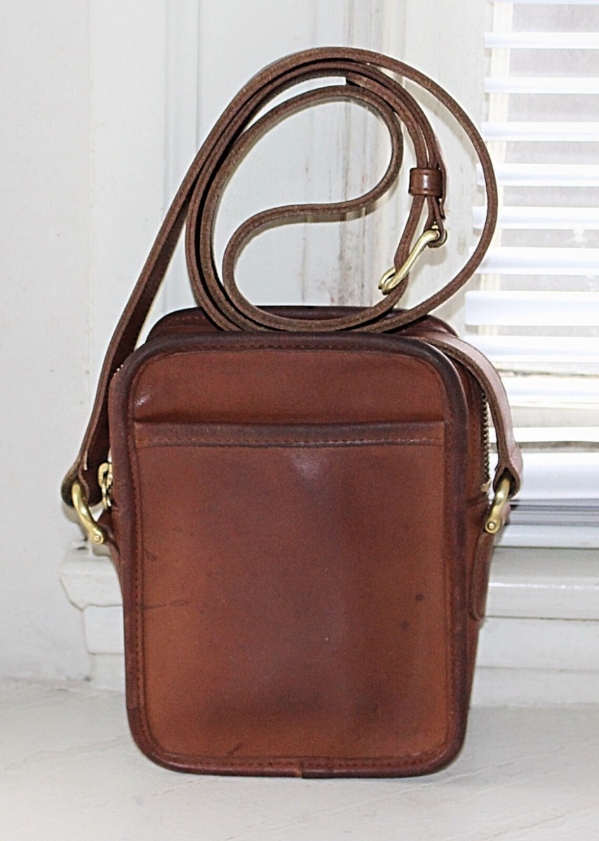 ★海外限定★【COACH】PV HRT HP ERNG LD99 Coach Vintage - Kit Camera Bag 9973 in British Tan, USA 1995