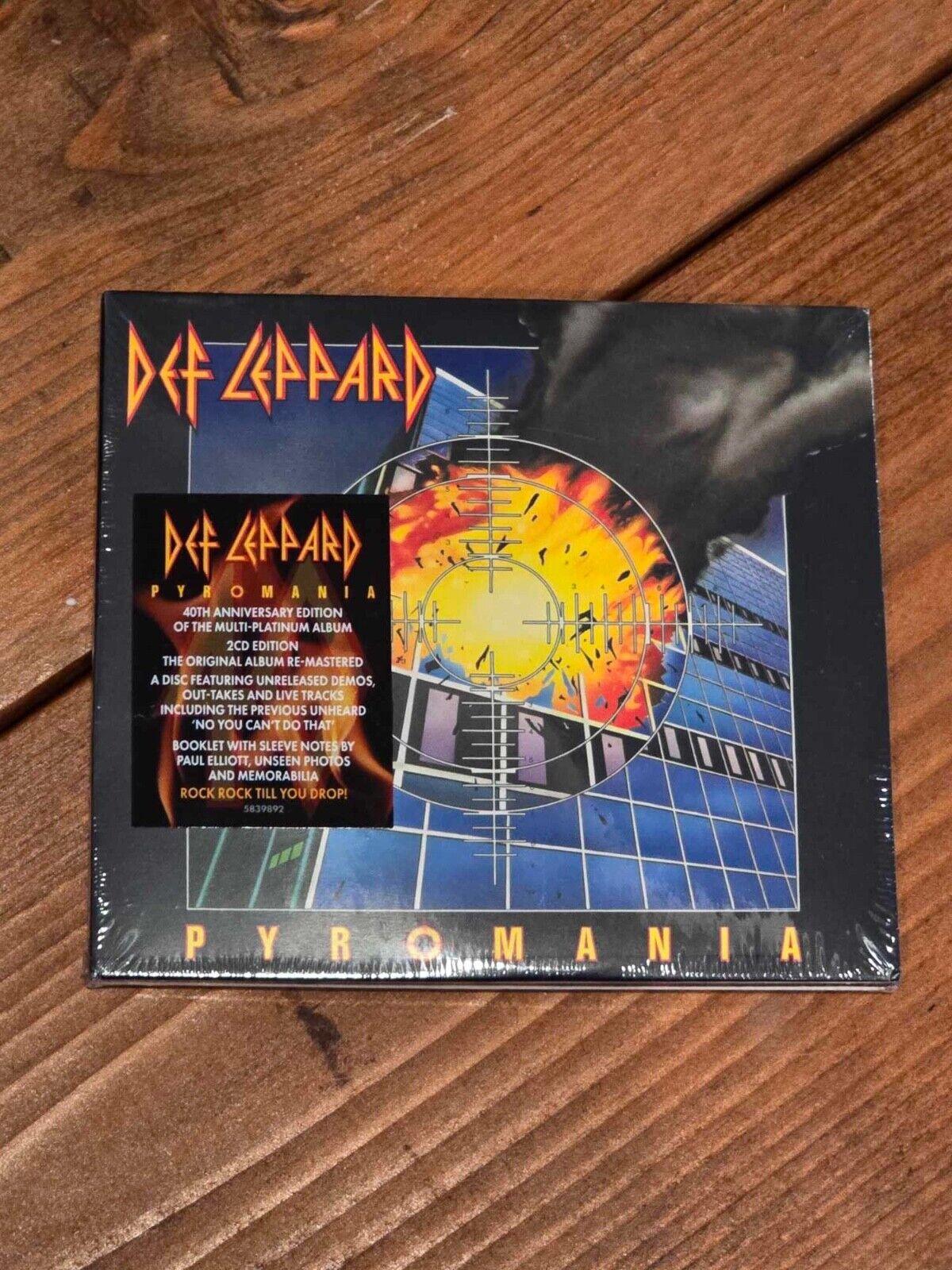 DEF LEPPARD - PYROMANIA 40th ANNIVERSARY 2-CD DELUXE EDITION - BRAND NEW, 2024!