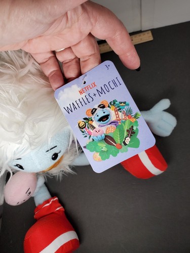 Netflix WAFFLES + MOCHI Michelle Obama Plush Yeti Walmart Exclusive New - Picture 9 of 10