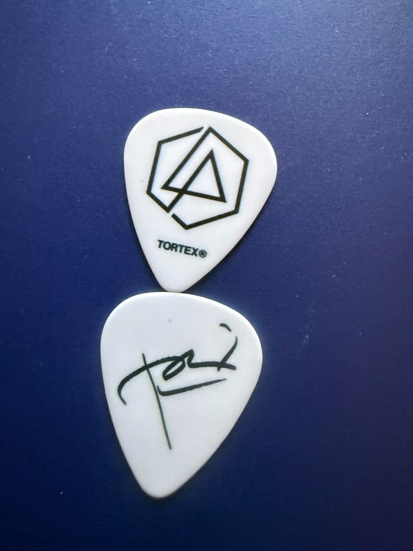 ((( LINKIN PARK ))) GUITAR PICK !!! VERY RARE !!! #4