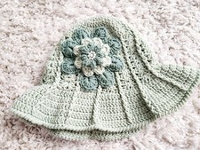 Vintage 1970s Handmade Crochet Sun Hat Sage Green 3 Flower Pearl Beads Adult S