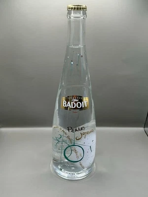 R1342 Bouteille eau minérale gazeuse Badoit en verre collection 2001 collector - Photo 1/4