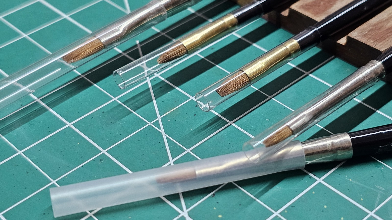 Grumbacher Series 926-B Sue Scheewe Special Sable Artist Brushes Lot Of 5