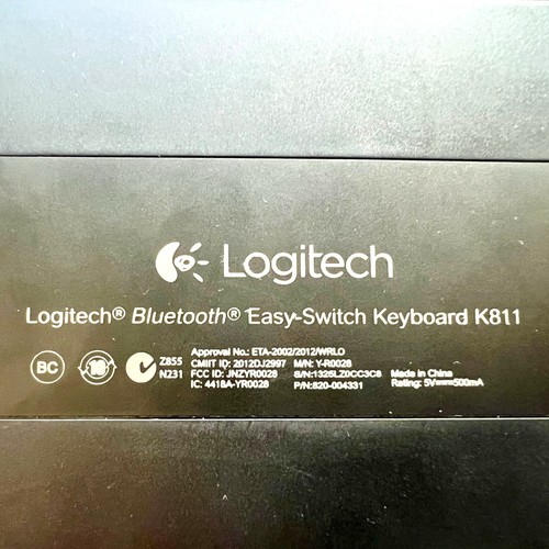 Logitech K811 Kabellose Bluetooth Easy Switch Tastatur mit Kabel - Bild 18 von 20