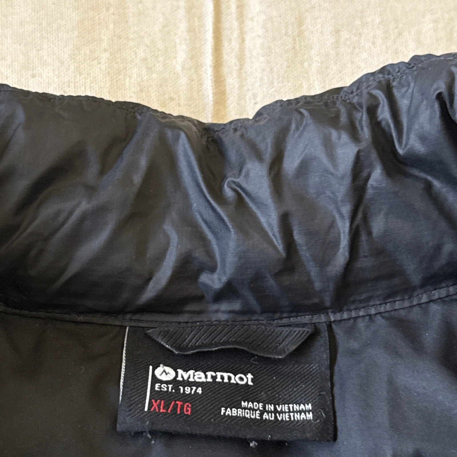 Marmot Solus Puffer Jacket Men’s Size XLT Black Lightweight Packable Coat - product detail image 3